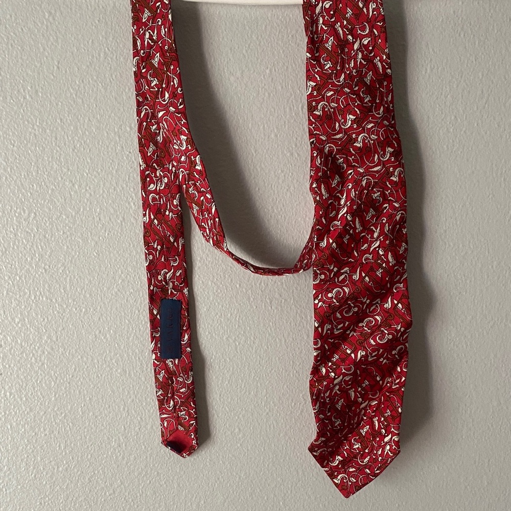 Vakko Red and White Paisley Tie